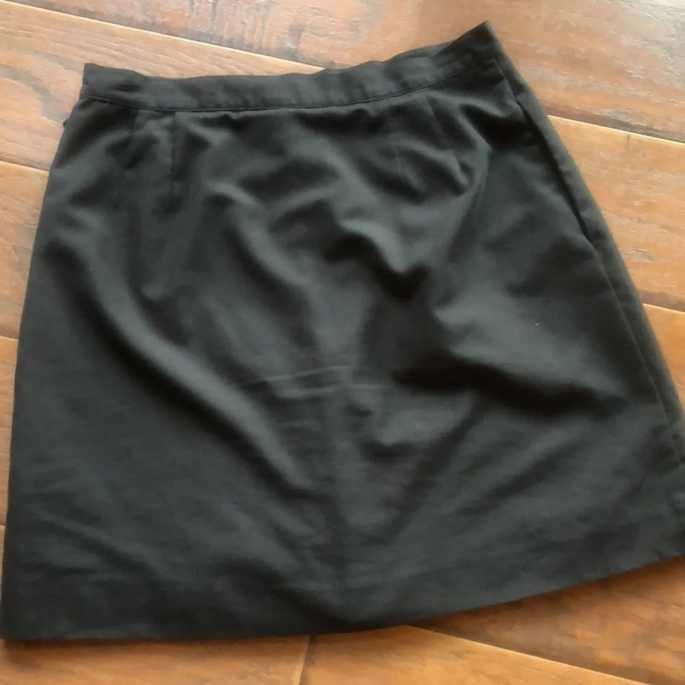 Izod adorable black